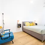 Appartement Queen Exibithion *