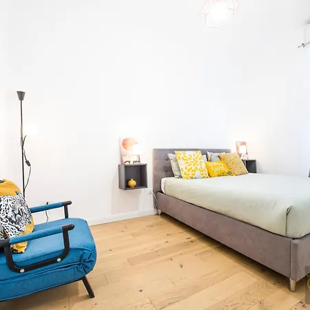 아파트 Queen Exibithion *