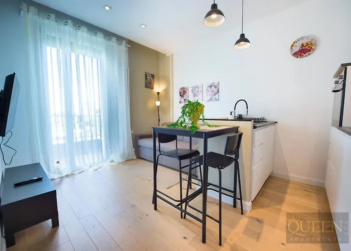 Appartement Queen Exibithion *